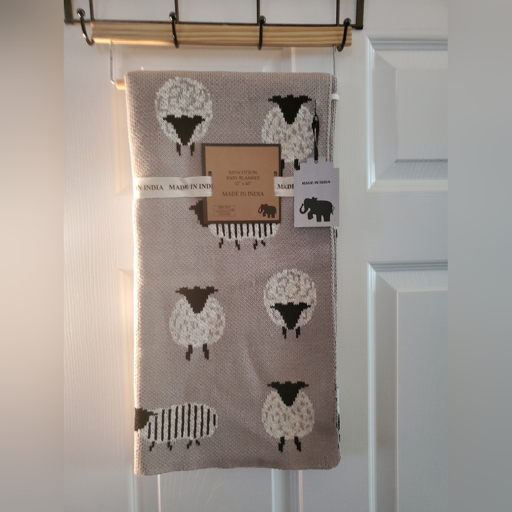 Baby Blanket with Sheep's